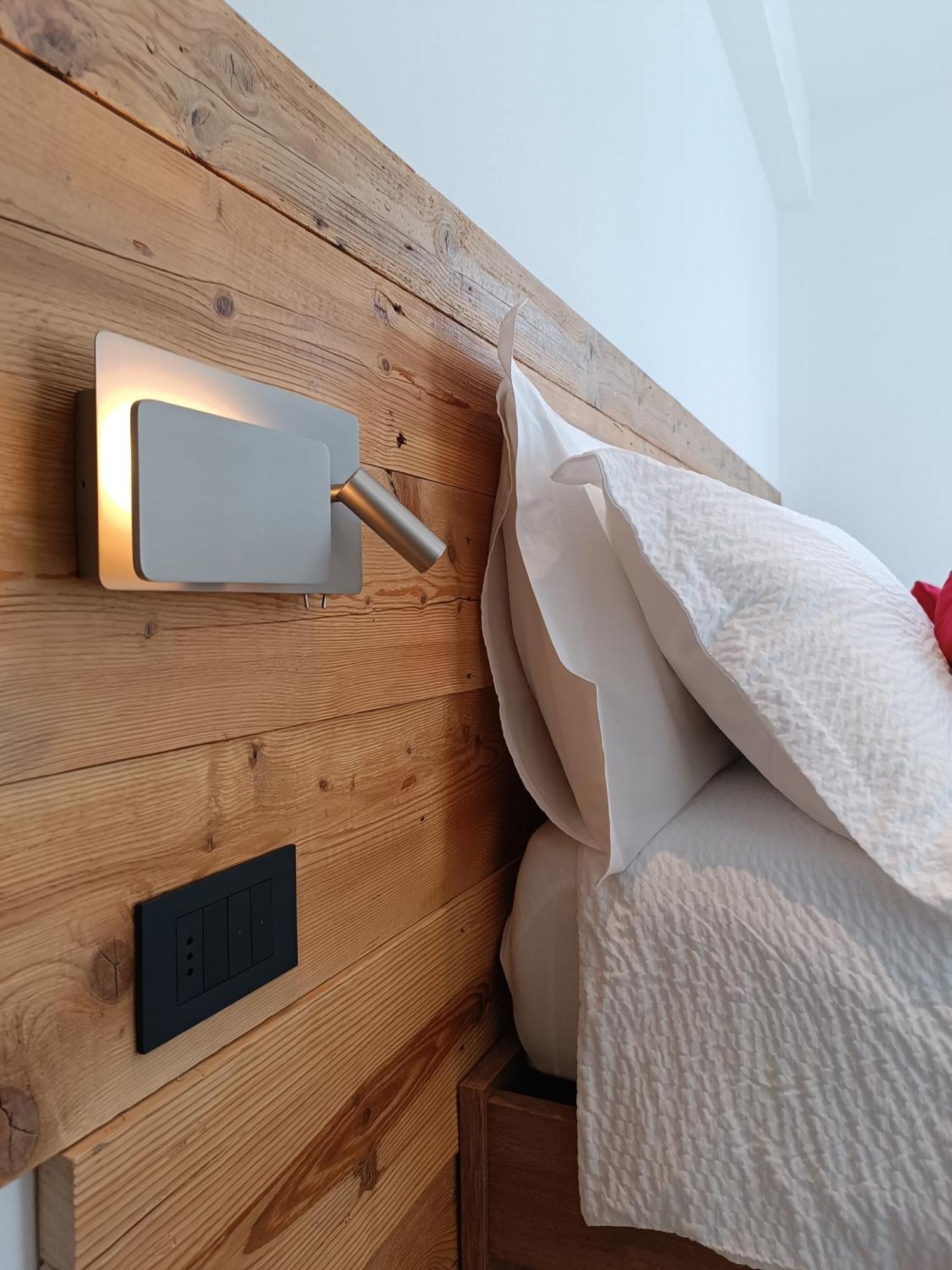 Casa Novecentosei Bed & Breakfast Sonico Luaran gambar